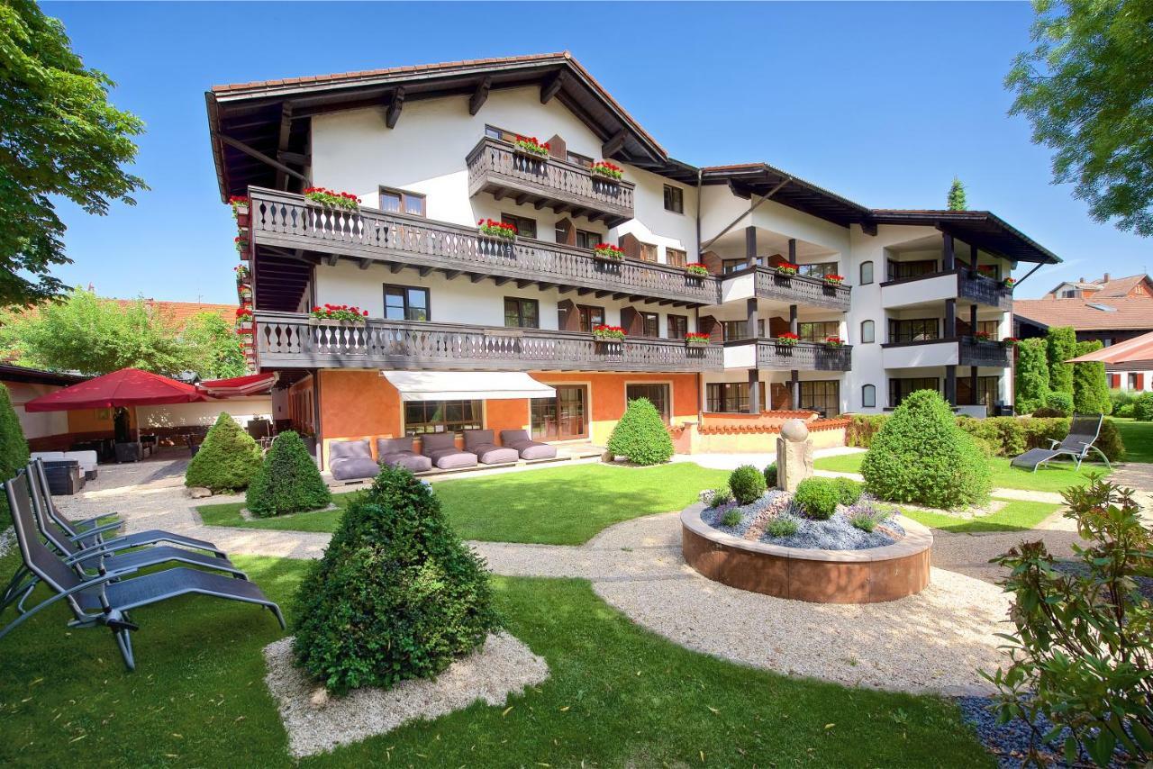 Hotel Hirsch Oberstaufen Exterior photo